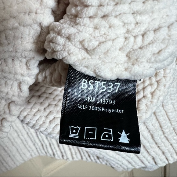 POL Oversized Chunky Knit Hooded Sweater Bishop Sleeves - Picture 4 of 7